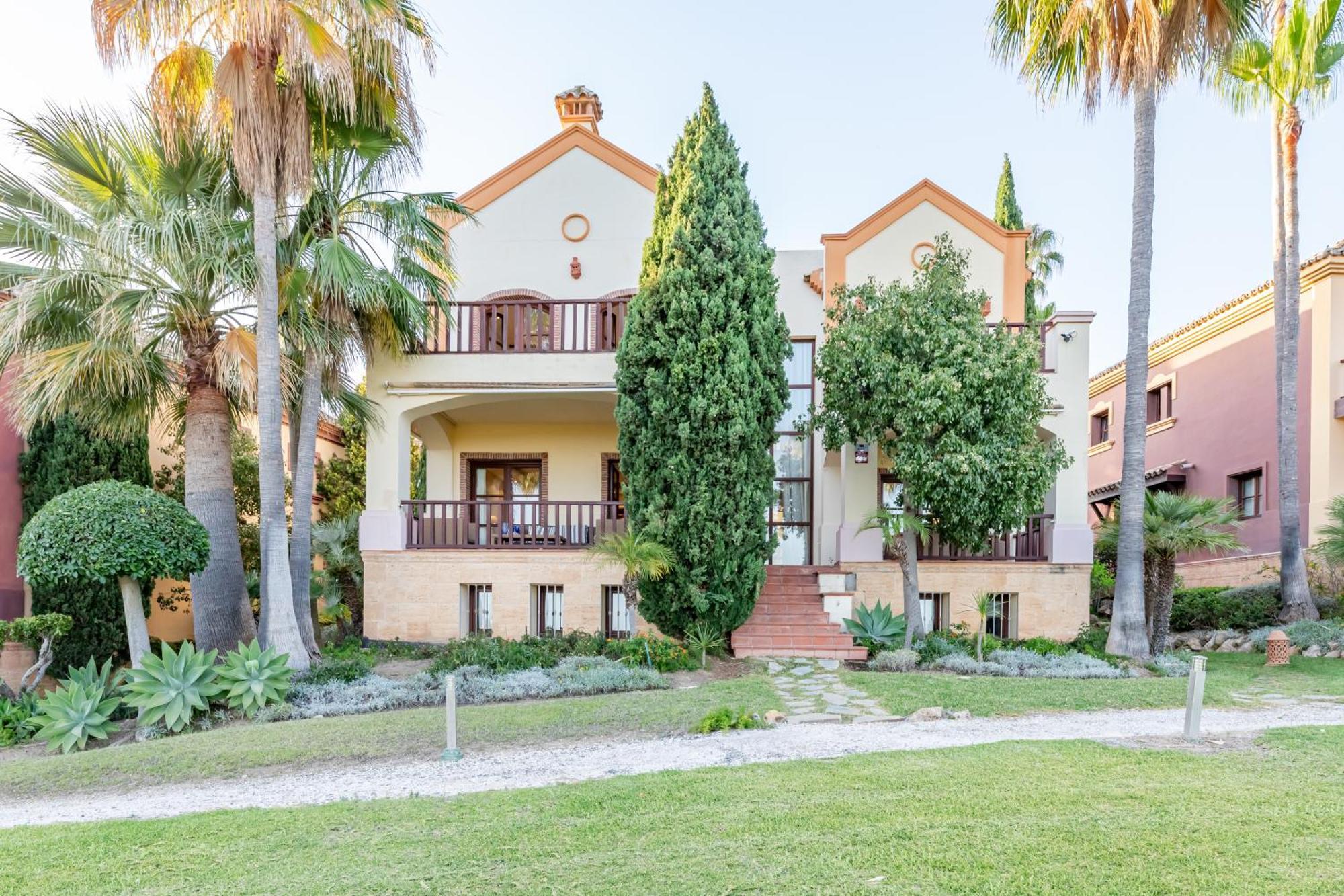 Villa Capellania Bliss By Kura Homes
